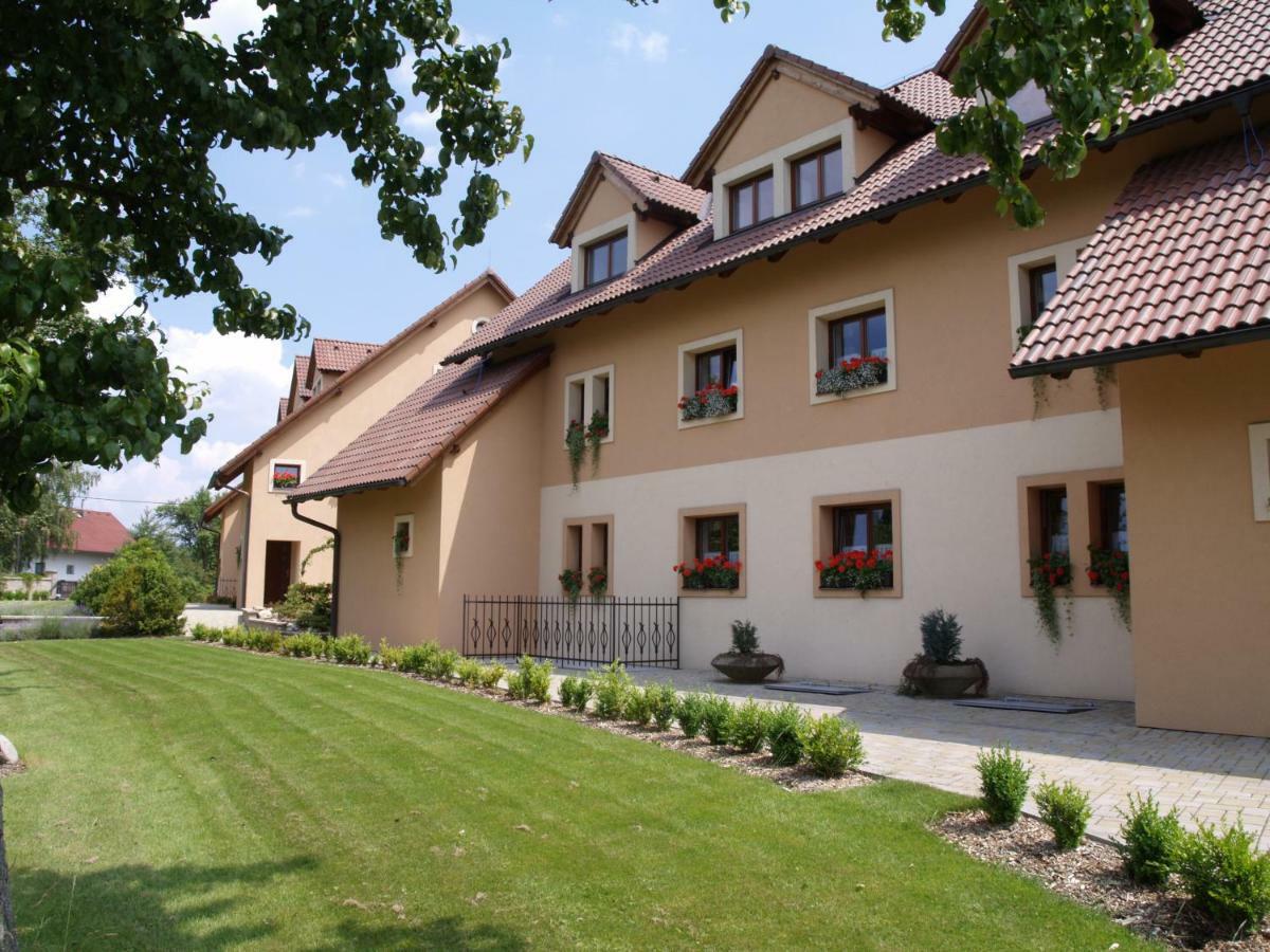 Resort Cesky Raj Troskovice Екстер'єр фото